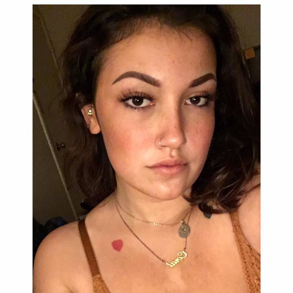 Meet your Posher, Coral